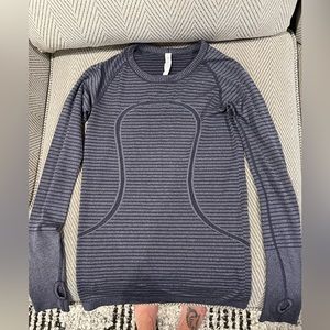 Lululemon size 6 Purple stripe swiftly tech long sleeve